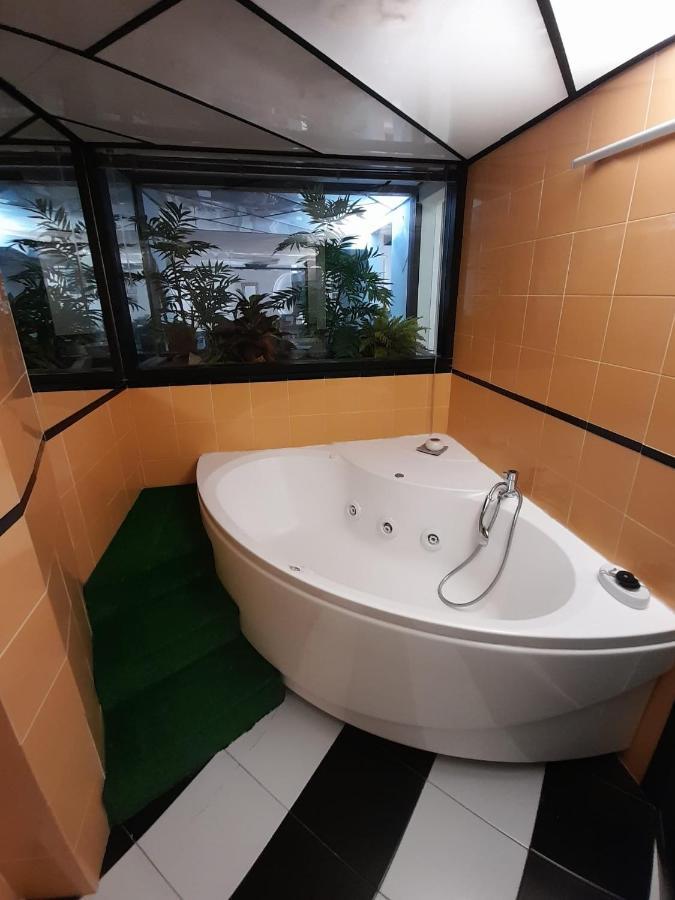 Corte Lambruschini Central Apartment With Free Covered Parking Генуя Экстерьер фото