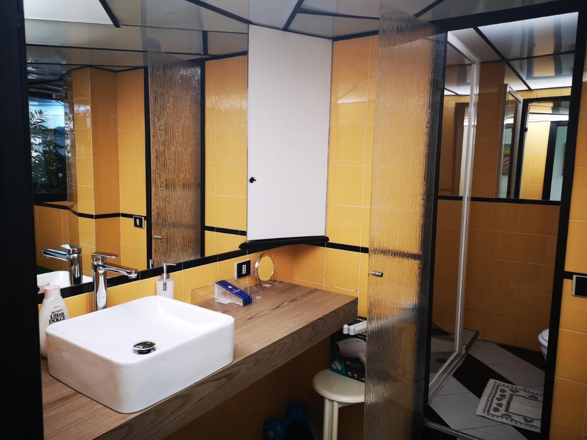 Corte Lambruschini Central Apartment With Free Covered Parking Генуя Экстерьер фото